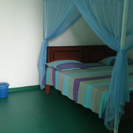 Lagoon Inn Hambantota Exterior foto